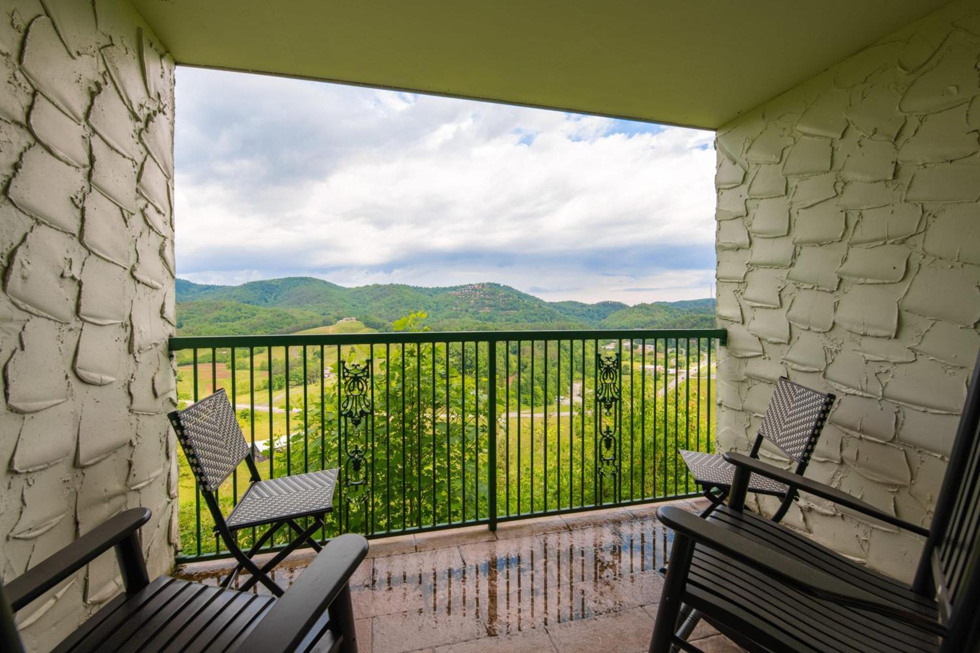 Mountain Views At Dolly'S Castle Unit 3 Villa Сивиървил Екстериор снимка