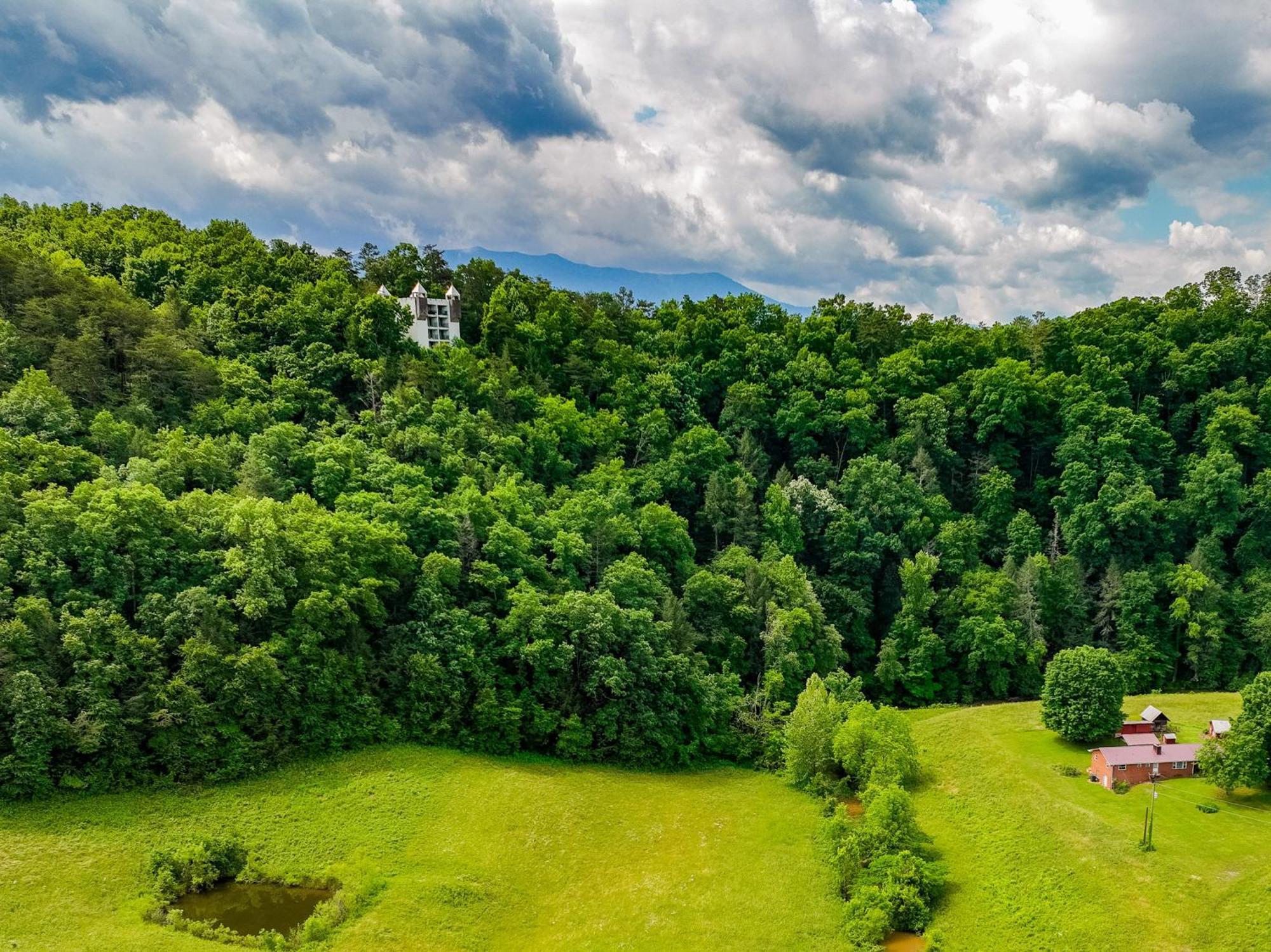 Mountain Views At Dolly'S Castle Unit 3 Villa Сивиървил Екстериор снимка