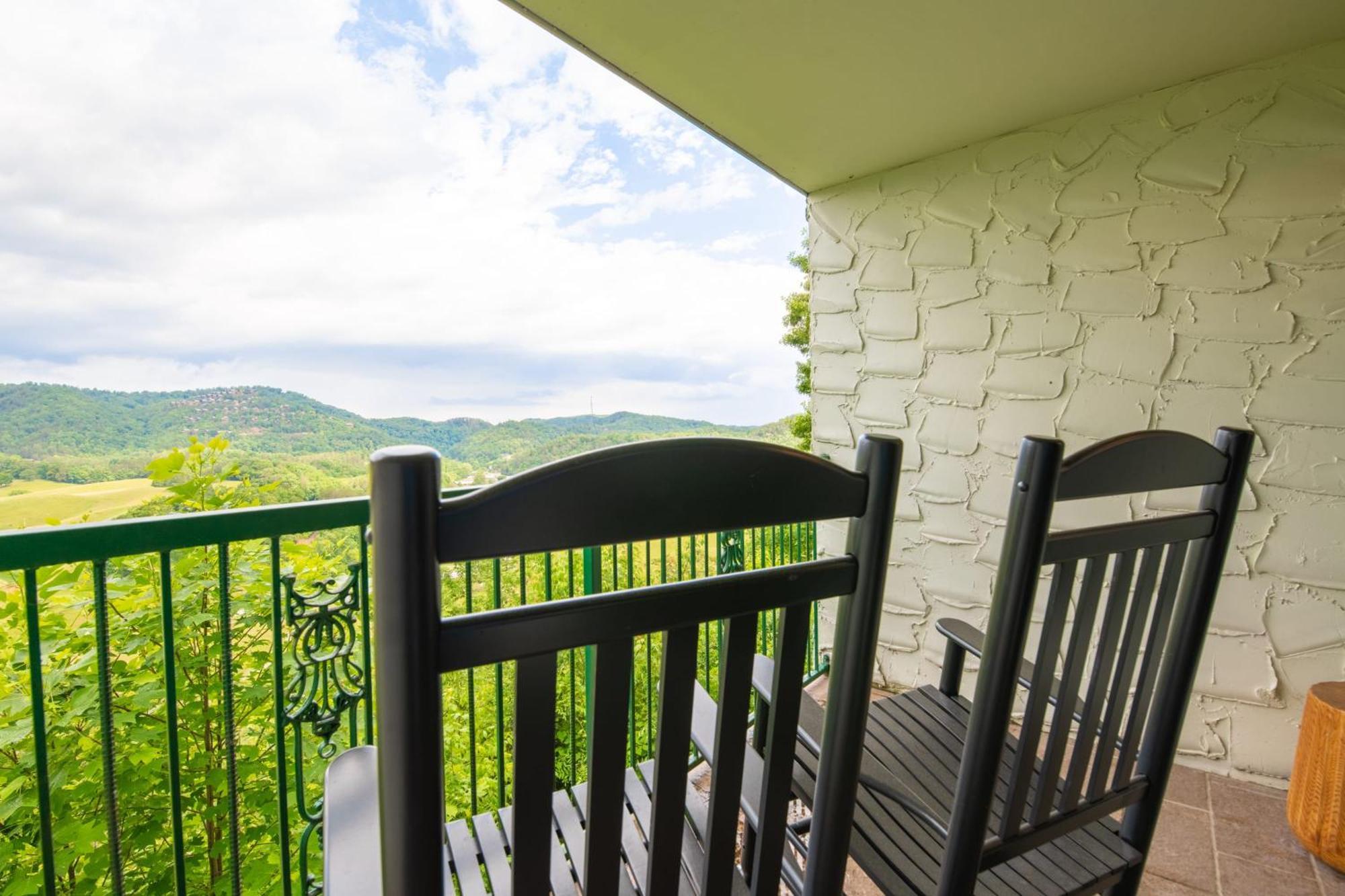 Mountain Views At Dolly'S Castle Unit 3 Villa Сивиървил Екстериор снимка